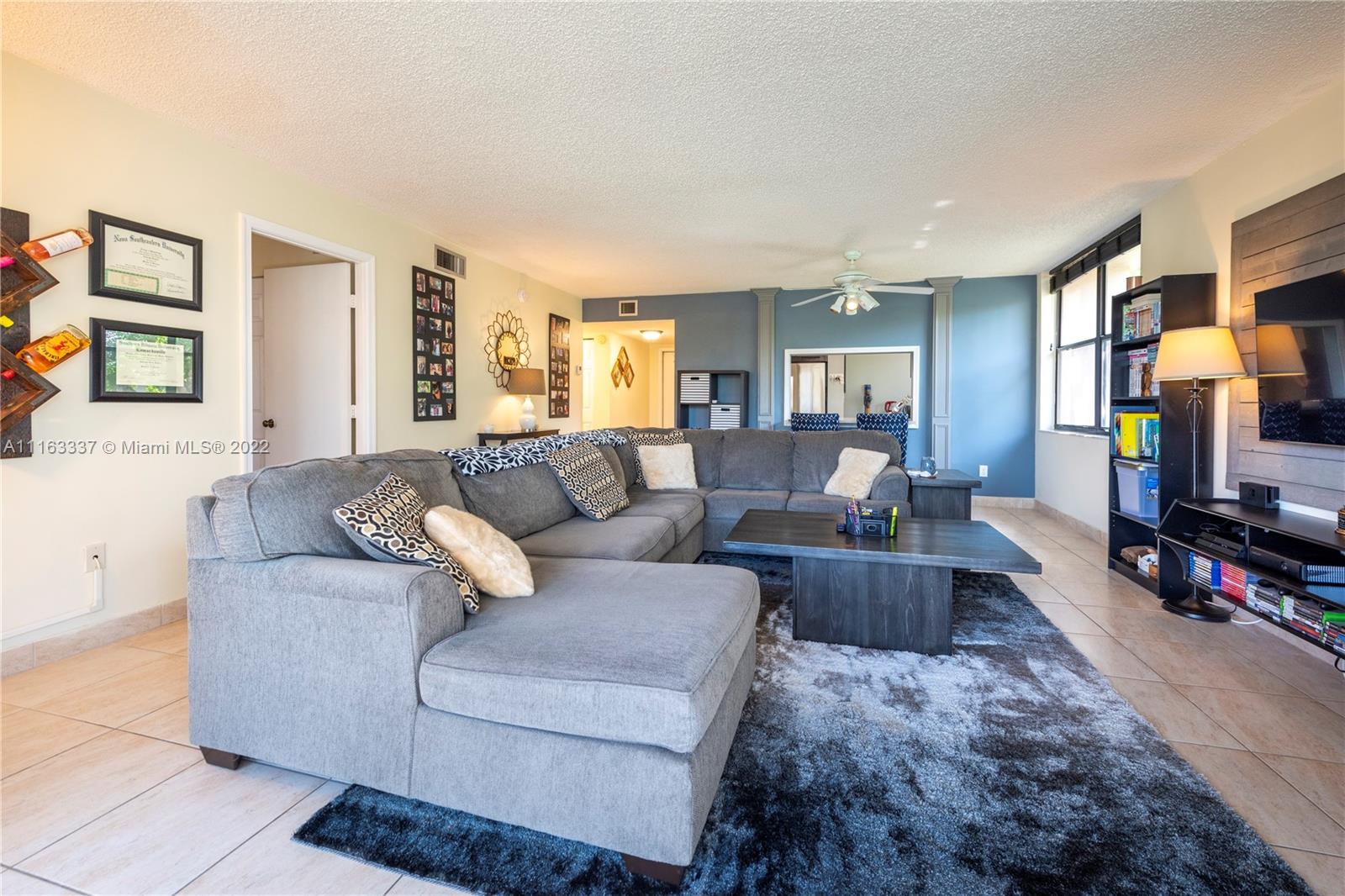ROYAL PALM AT PLANTATION - Residential
