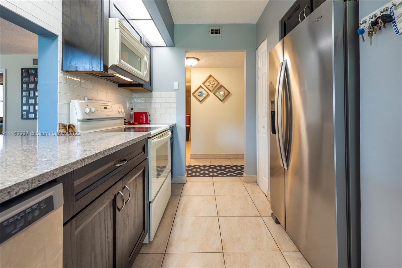 ROYAL PALM AT PLANTATION - Residential