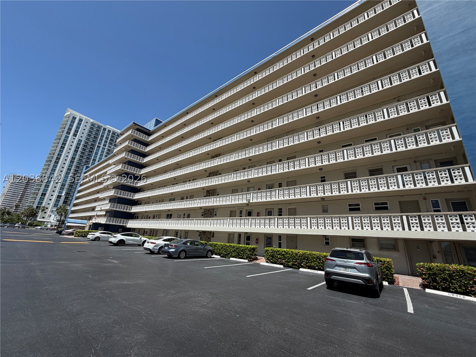 ISLANDS-MARTINIQUE CONDO - Residential Lease