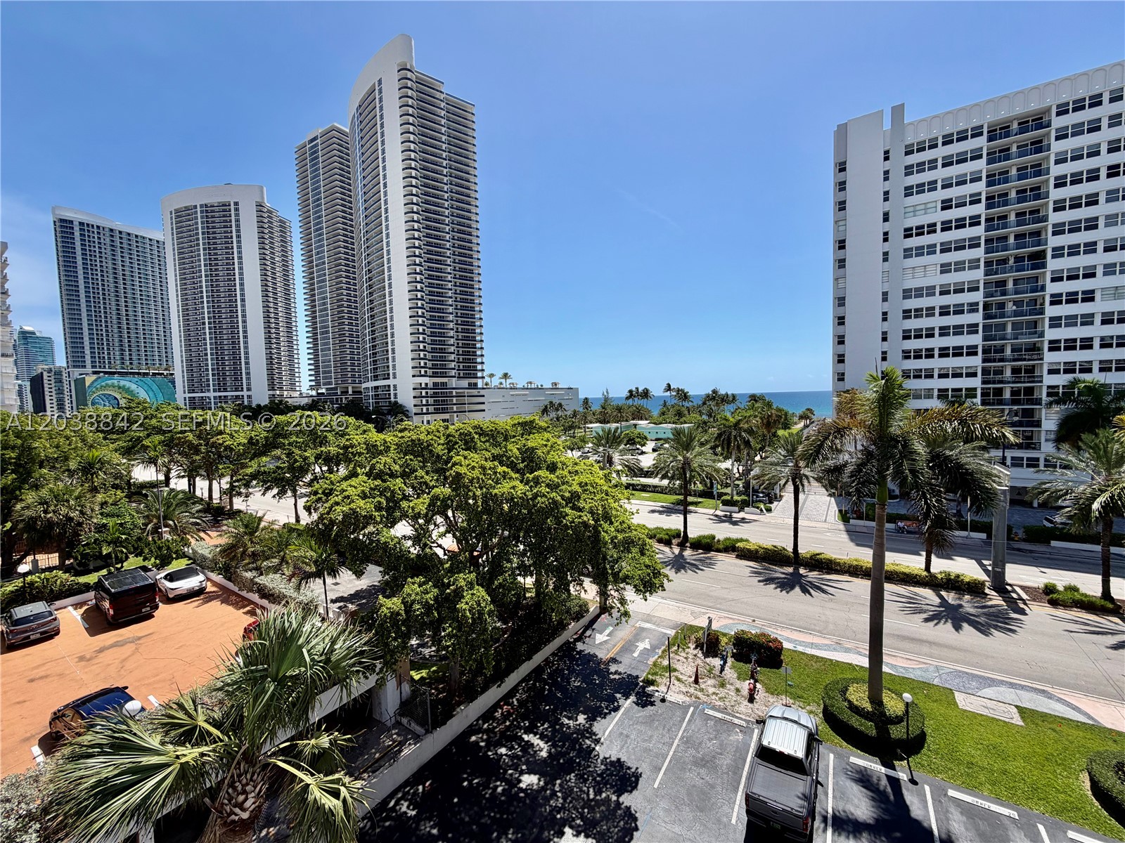 ISLANDS-MARTINIQUE CONDO - Residential Lease
