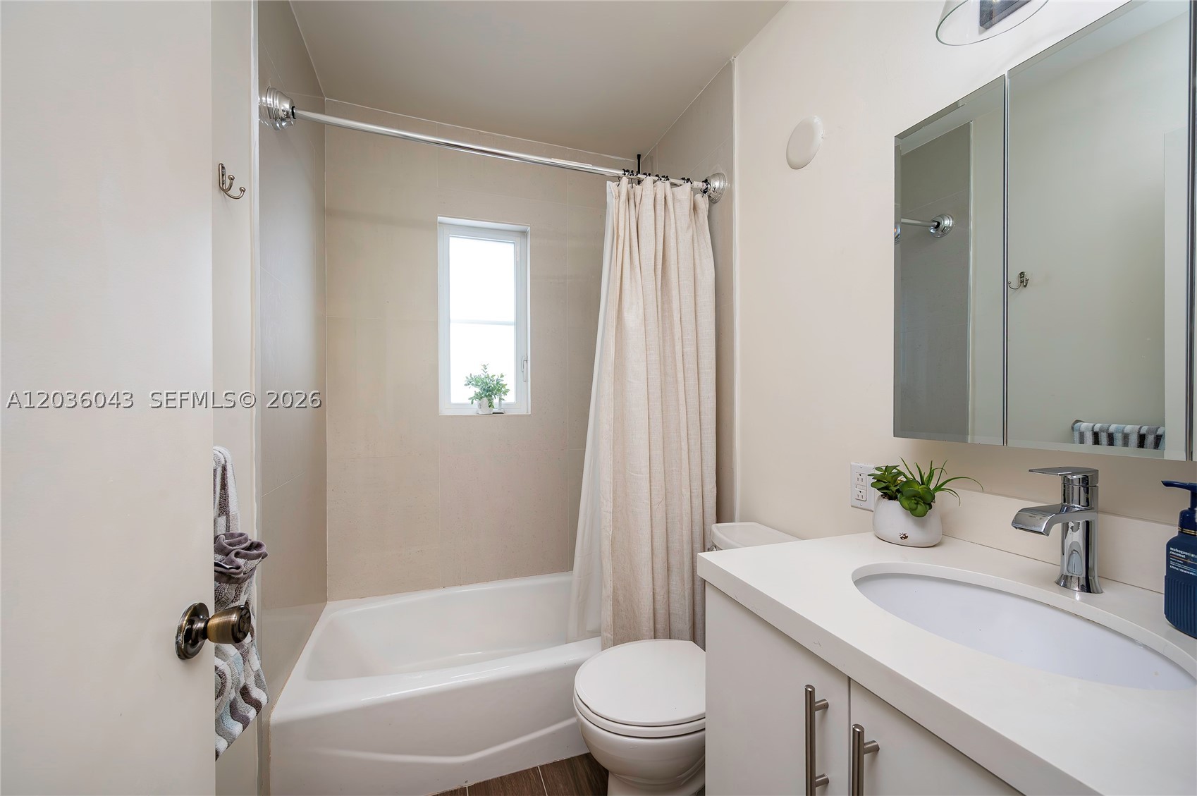 CORAL GABLES SEC K REV - Residential Lease