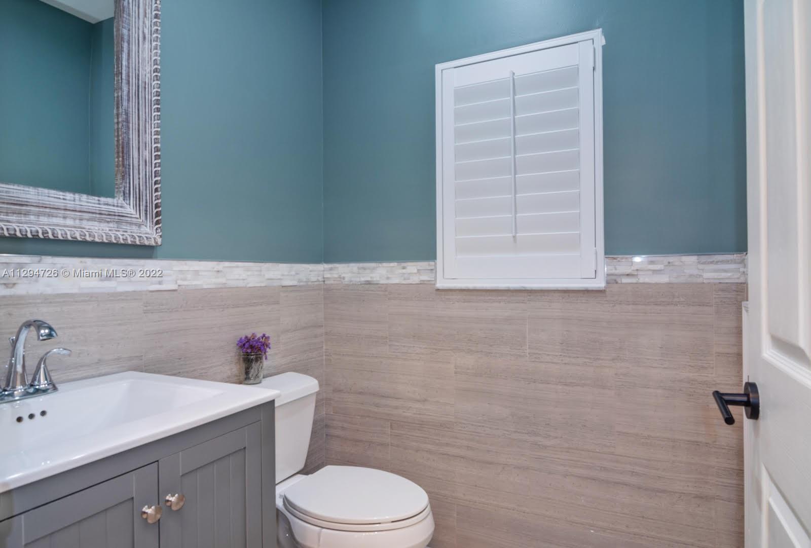 WESTLAKE VILLAGE PLAT - Residential Lease