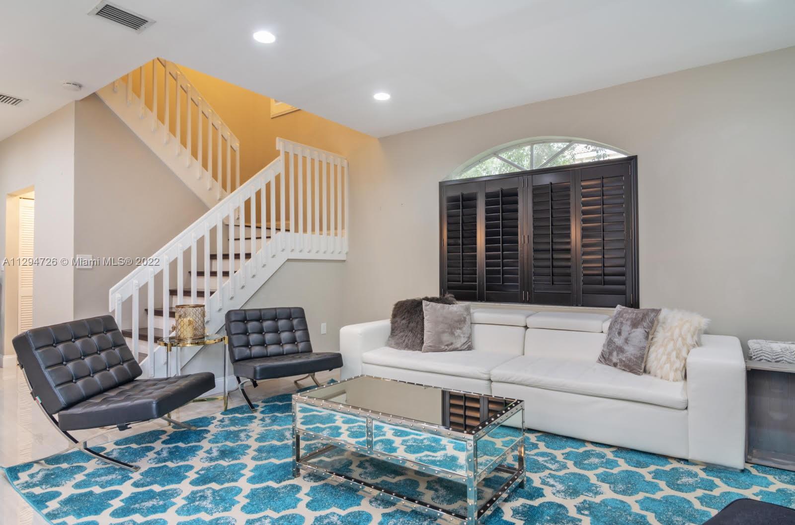 WESTLAKE VILLAGE PLAT - Residential Lease