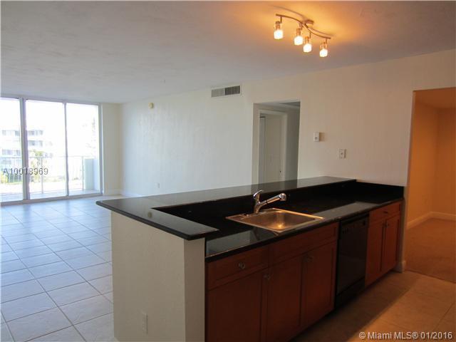 ISLAND POINTE CONDO - Residential Lease
