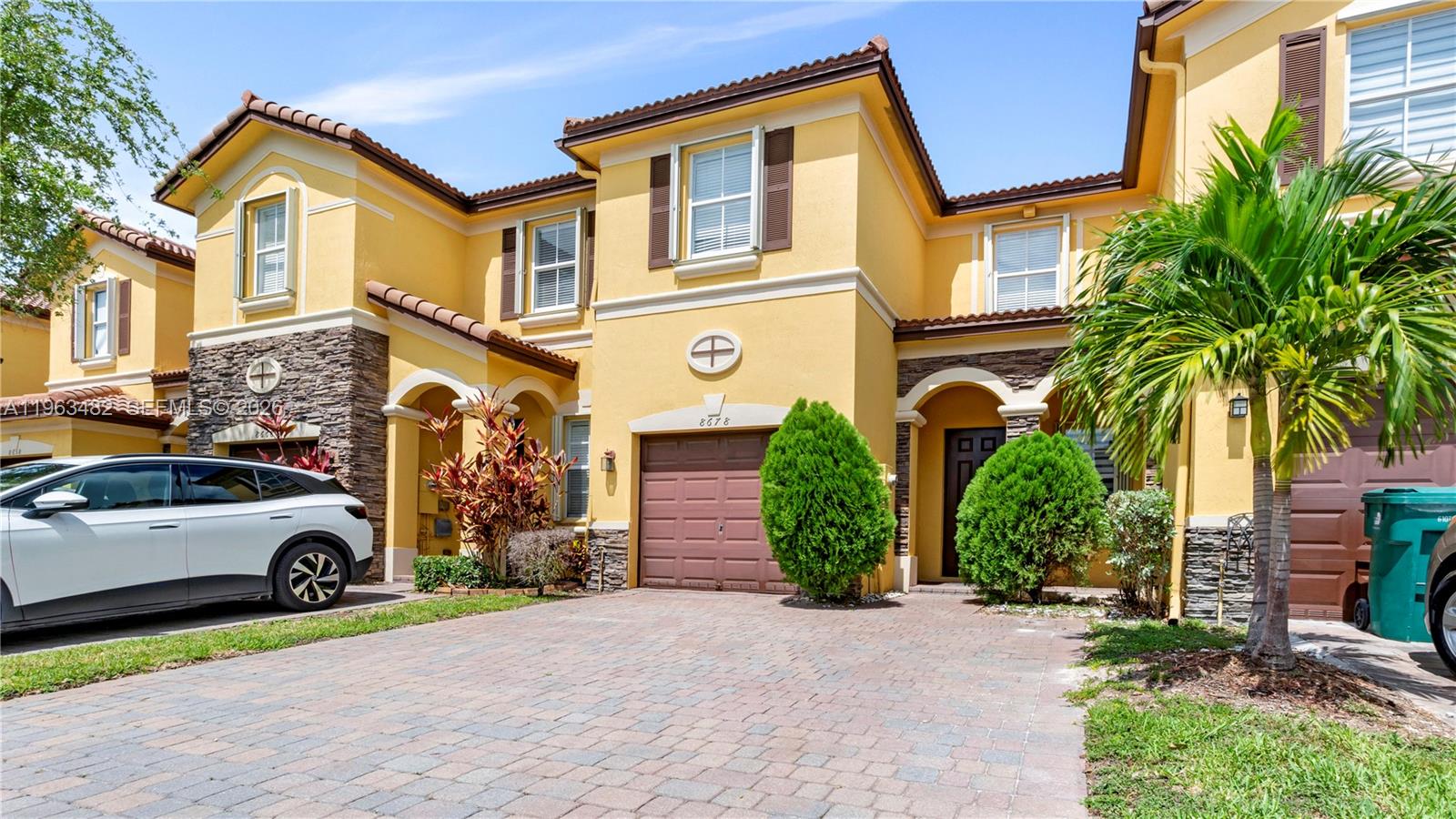 Island at Doral - Residential