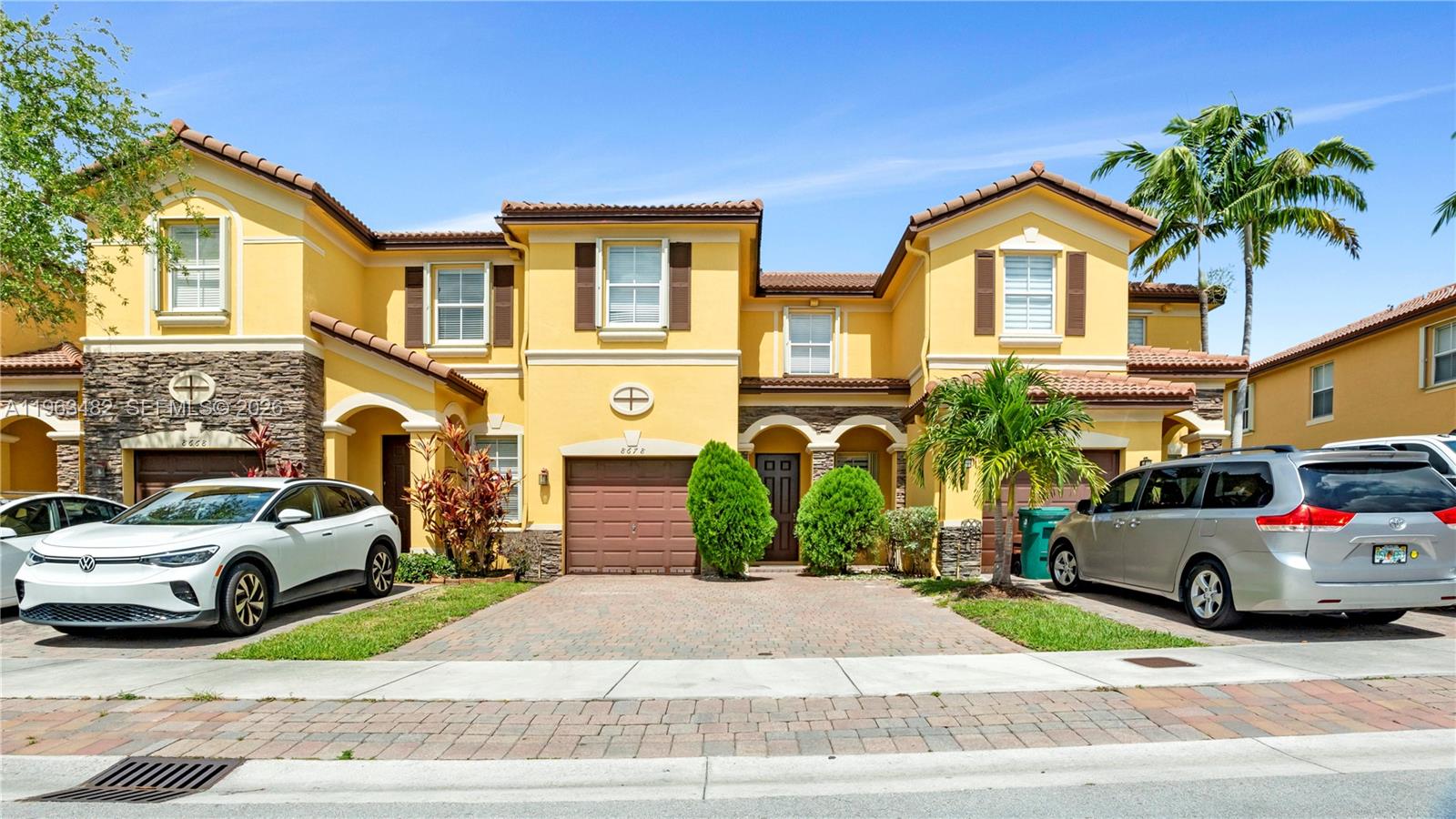 Beautiful 3-bedroom, 2.5-bath townhouse for sale in Doral, located in the desirable Santorini community. This lakefront property features a remodeled kitchen and offers stunning water views. Conveniently located just 2 miles from the best schools in the area. Excellent opportunity in a prime location.
