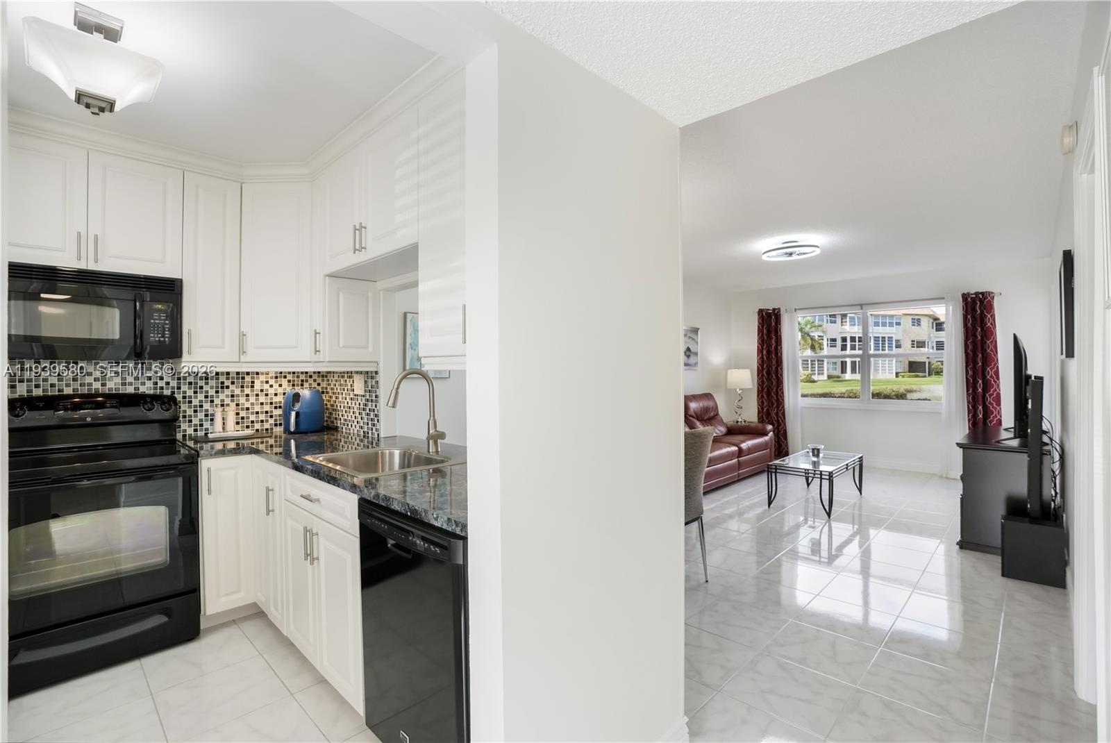 GLADIOLA GARDENS CONDO - Residential