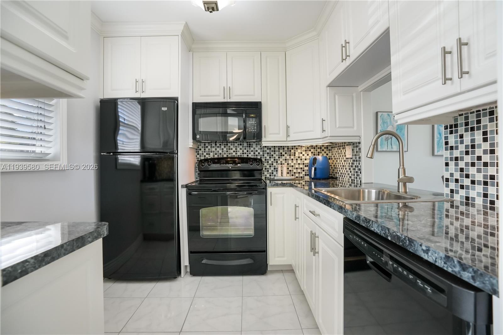 GLADIOLA GARDENS CONDO - Residential