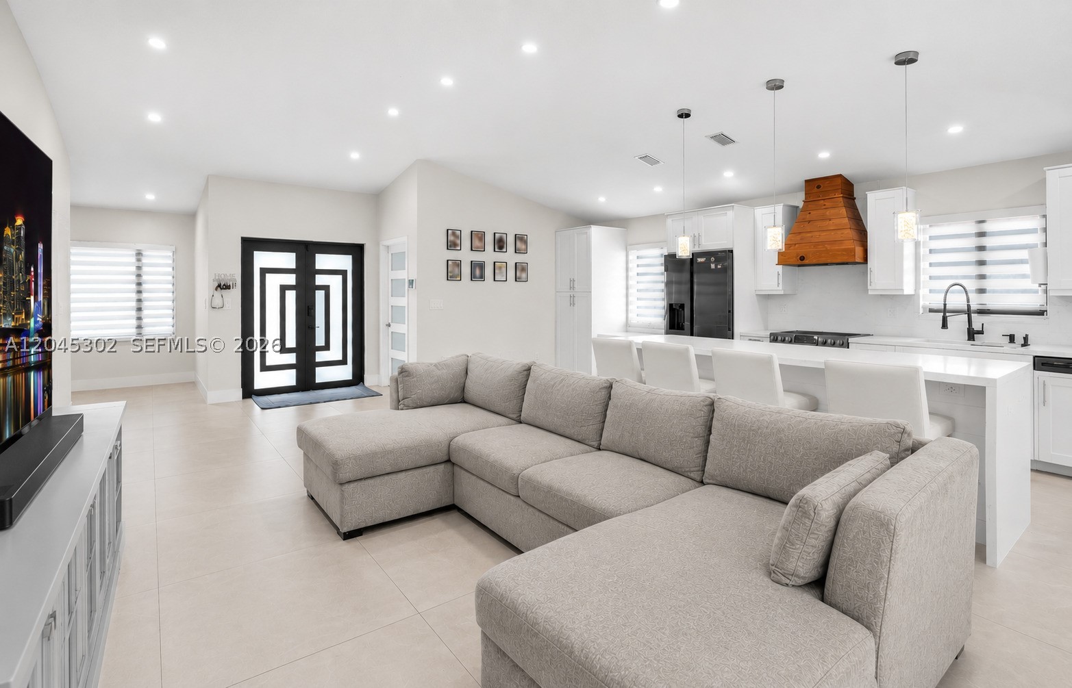 KENDALL FAMILY ESTATES PH - Residential