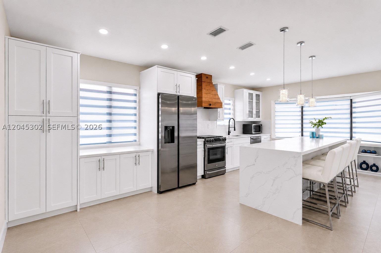 KENDALL FAMILY ESTATES PH - Residential
