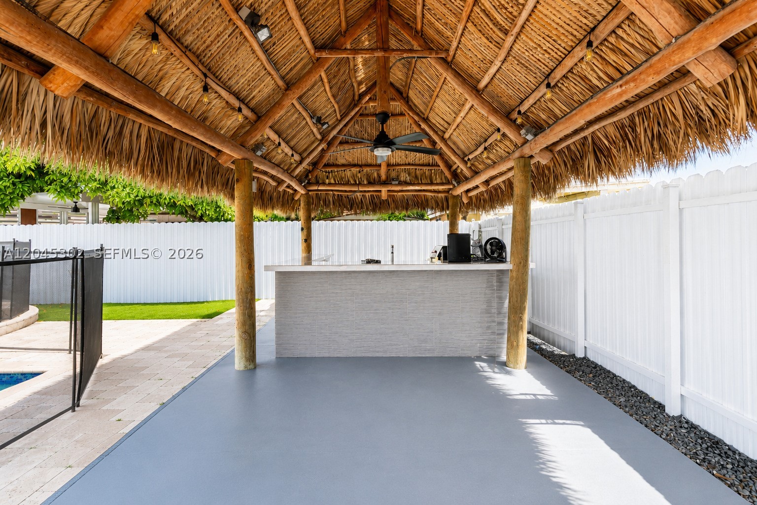 KENDALL FAMILY ESTATES PH - Residential