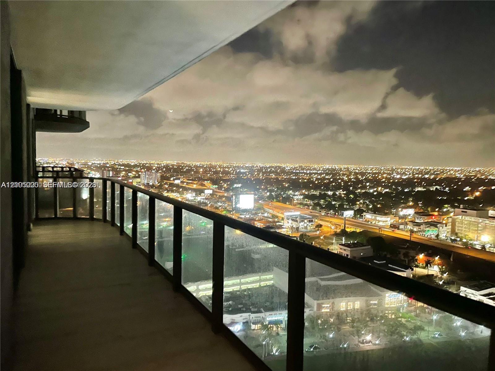 3401 MIDTOWN CONDO - Residential