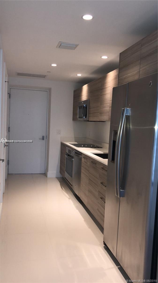3401 MIDTOWN CONDO - Residential