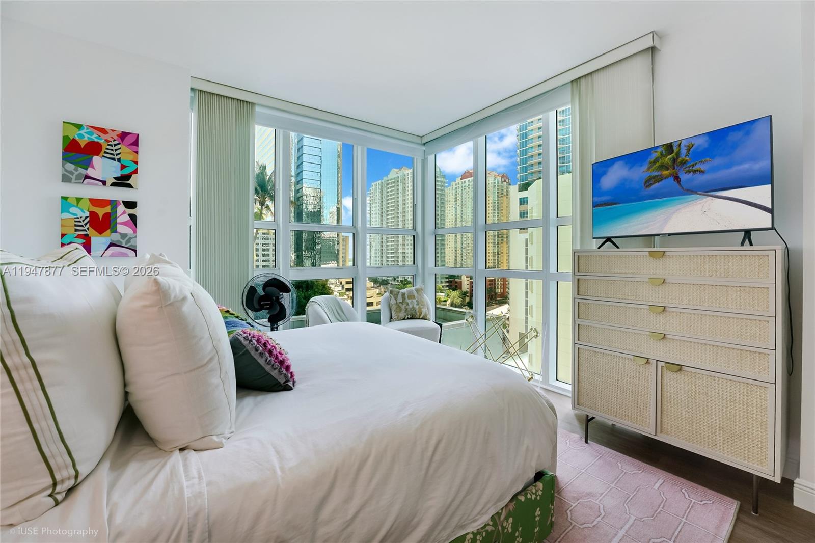 THE PLAZA 901 BRICKELL CO - Residential