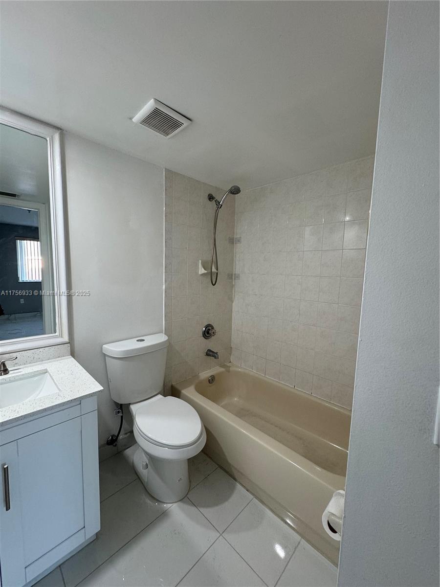 VISTA AL LAGO CONDO - Residential Lease
