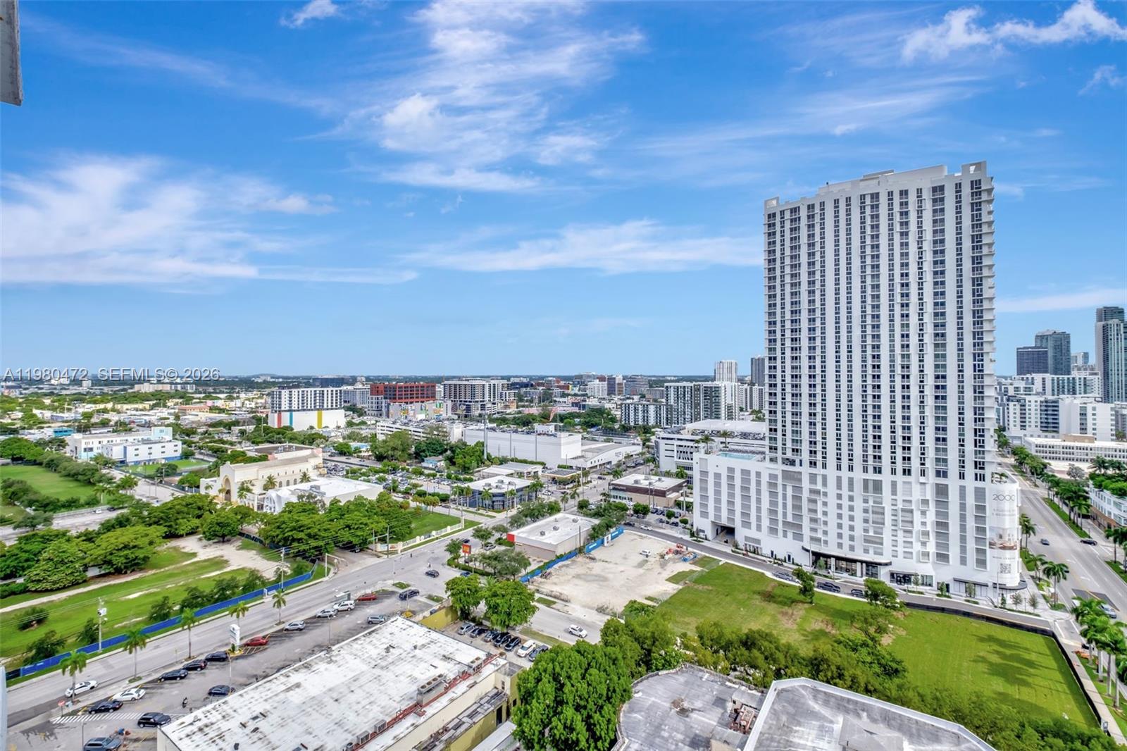 1800 BISCAYNE PLAZA CONDO - Residential