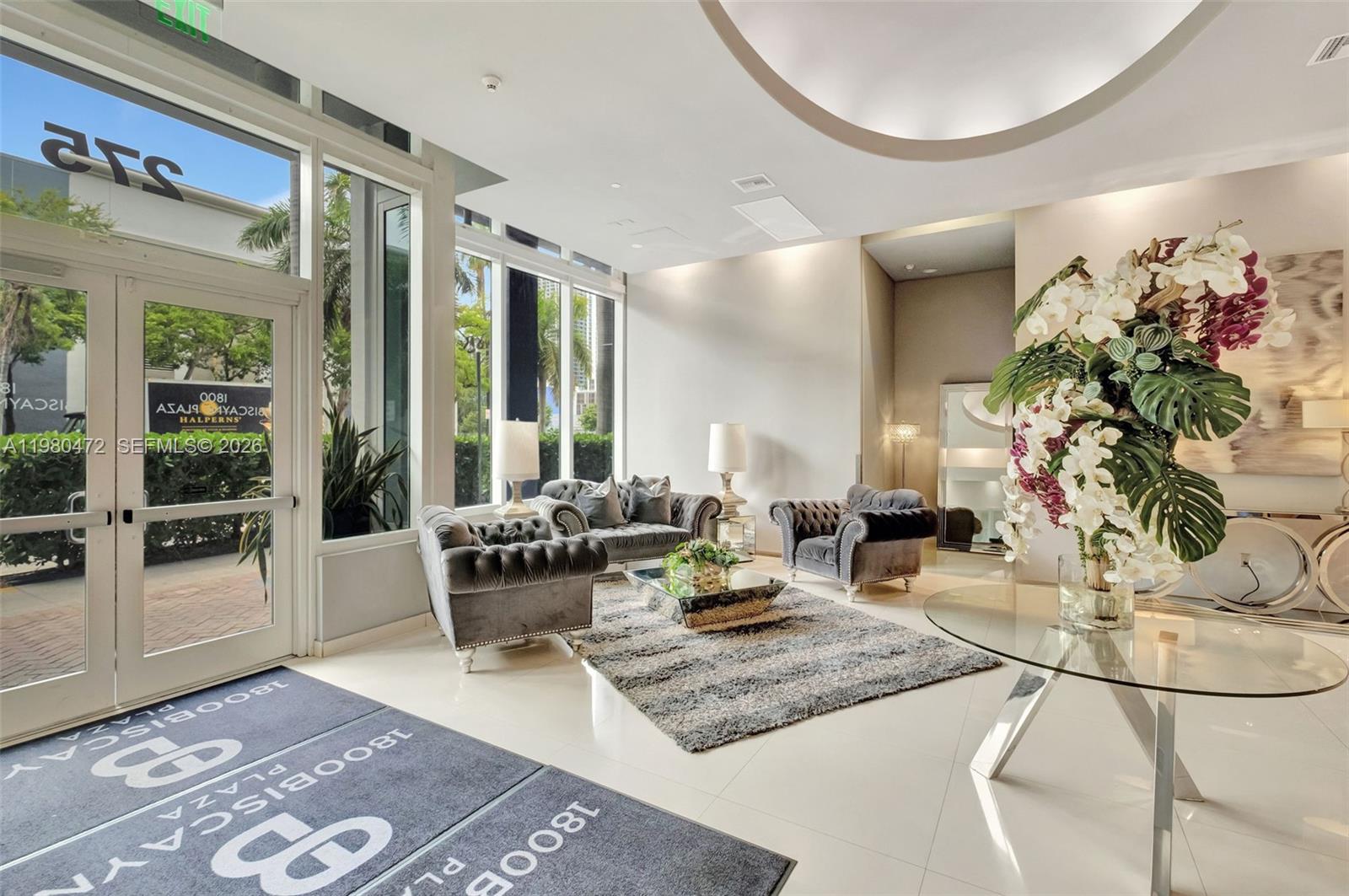 1800 BISCAYNE PLAZA CONDO - Residential