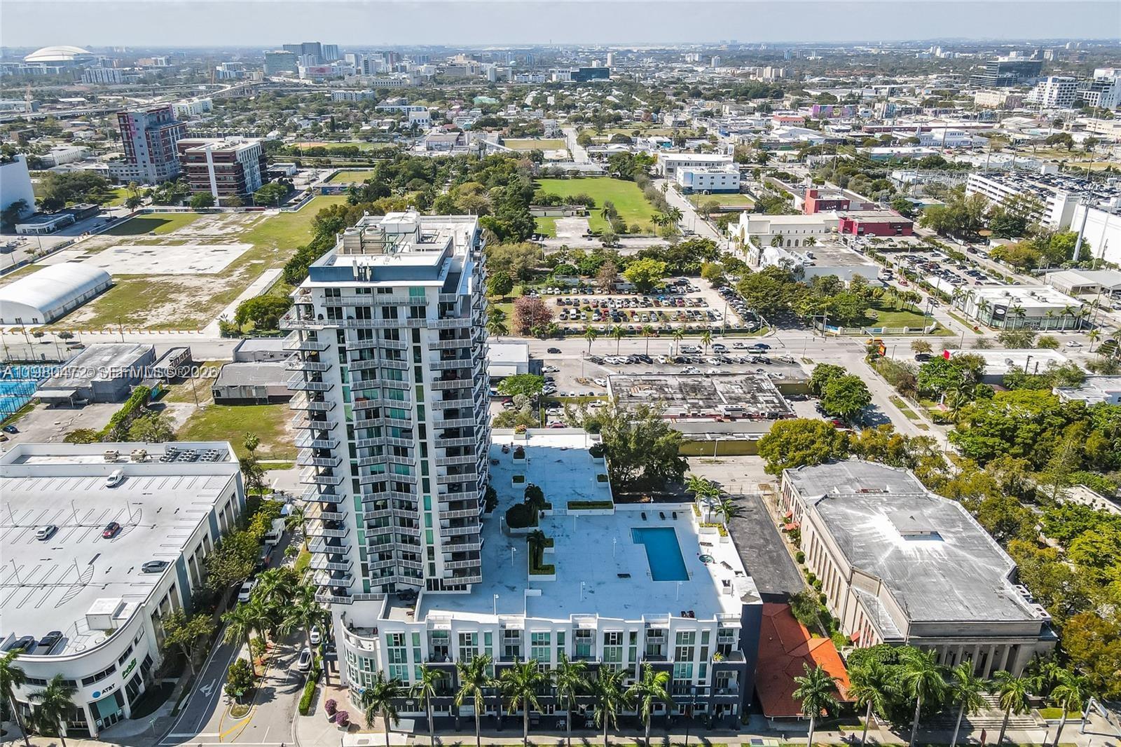 1800 BISCAYNE PLAZA CONDO - Residential