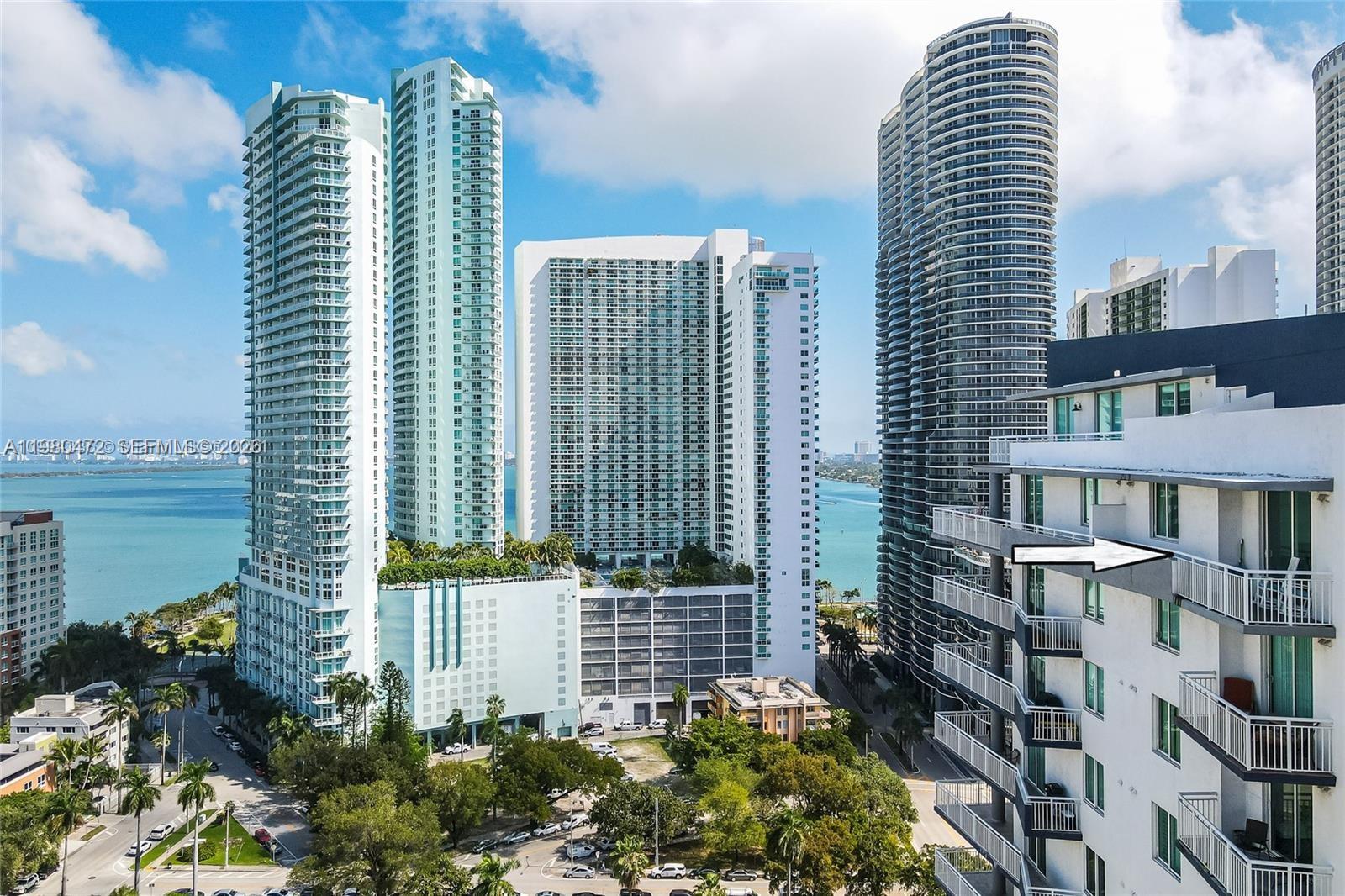 1800 BISCAYNE PLAZA CONDO - Residential