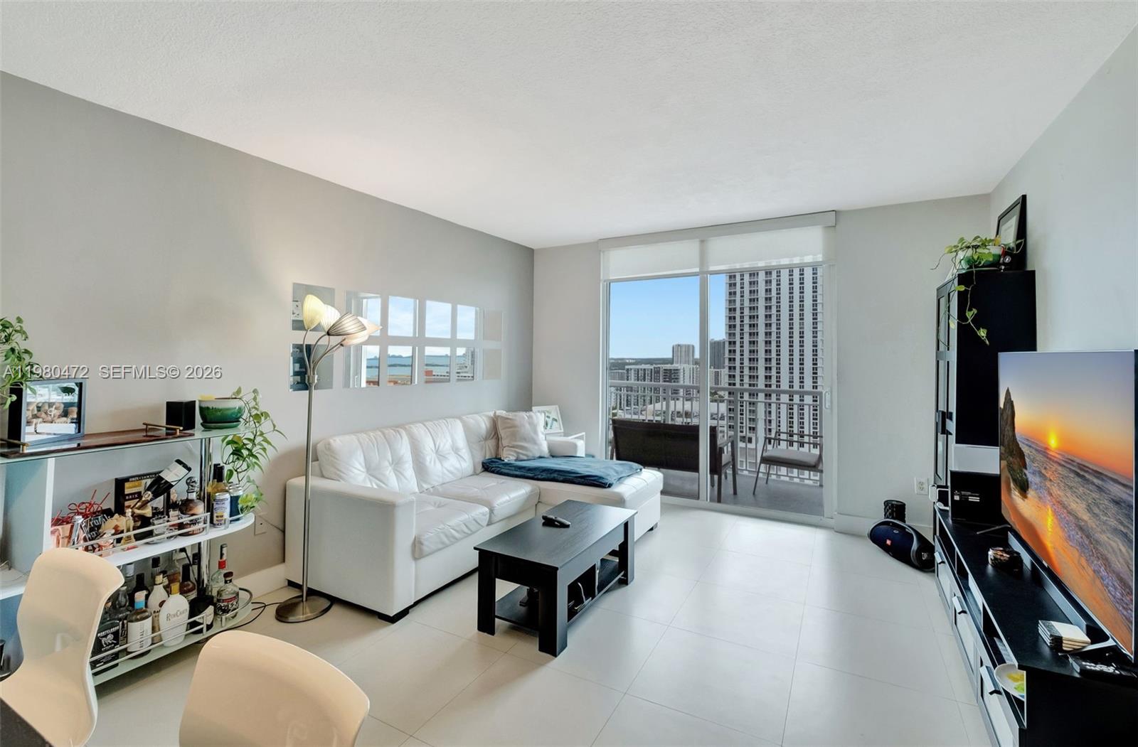 1800 BISCAYNE PLAZA CONDO - Residential