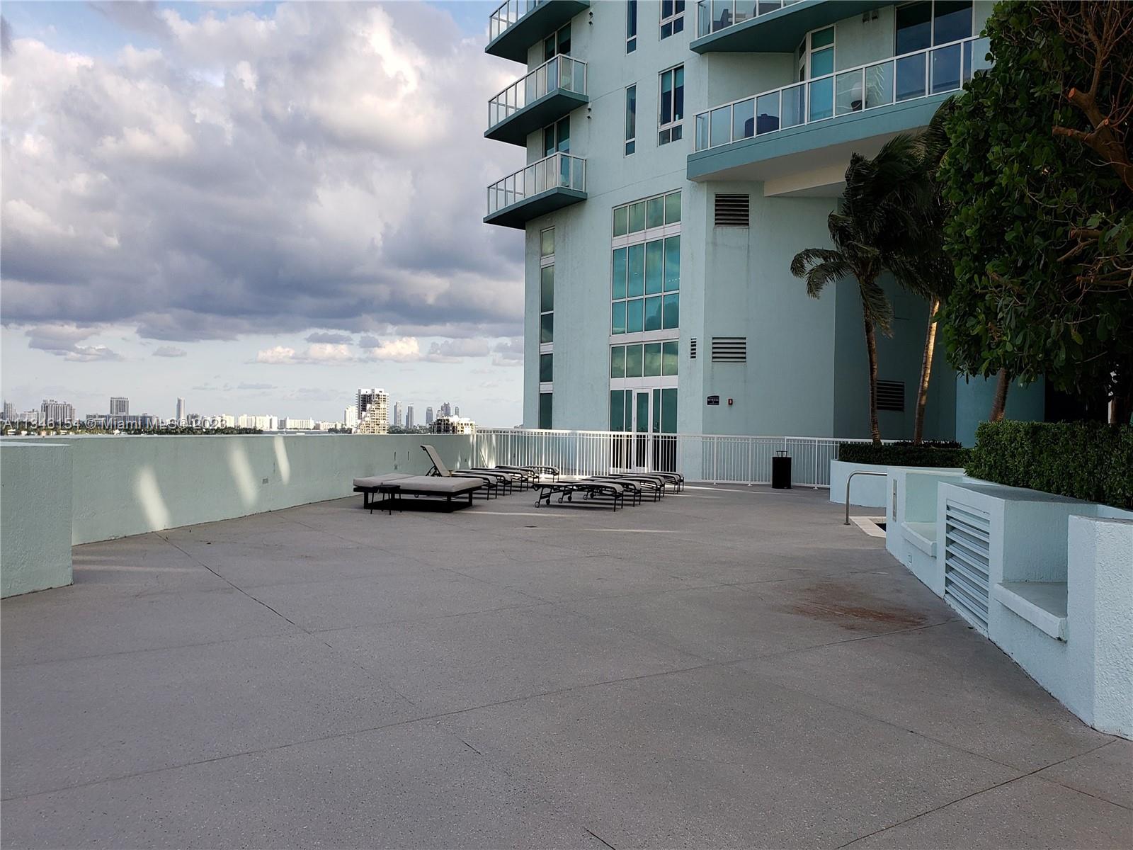 QUANTUM ON THE BAY CONDO - Residential Lease