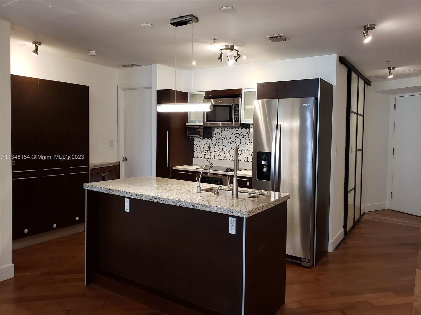 QUANTUM ON THE BAY CONDO - Residential Lease