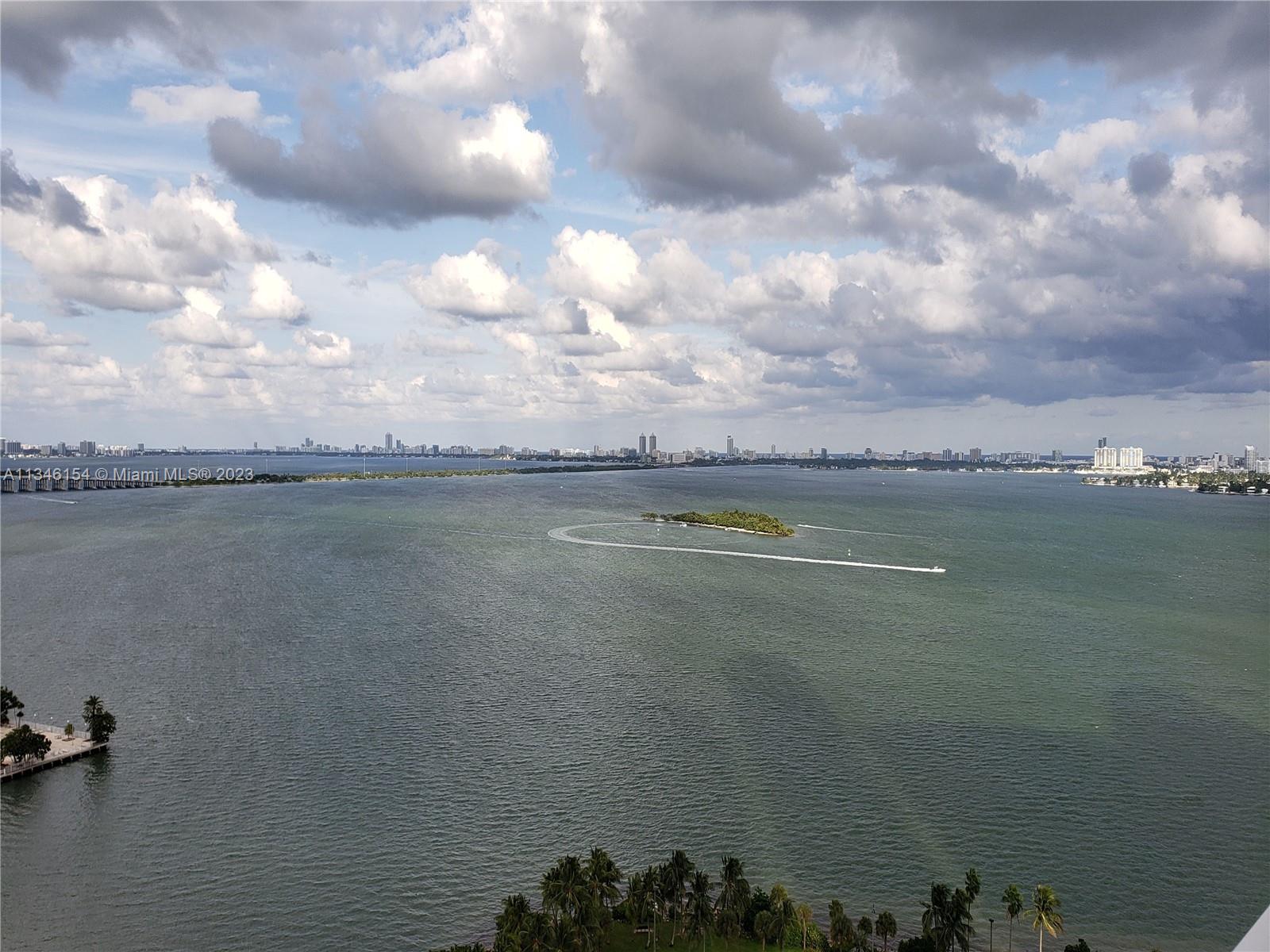 QUANTUM ON THE BAY CONDO - Residential Lease