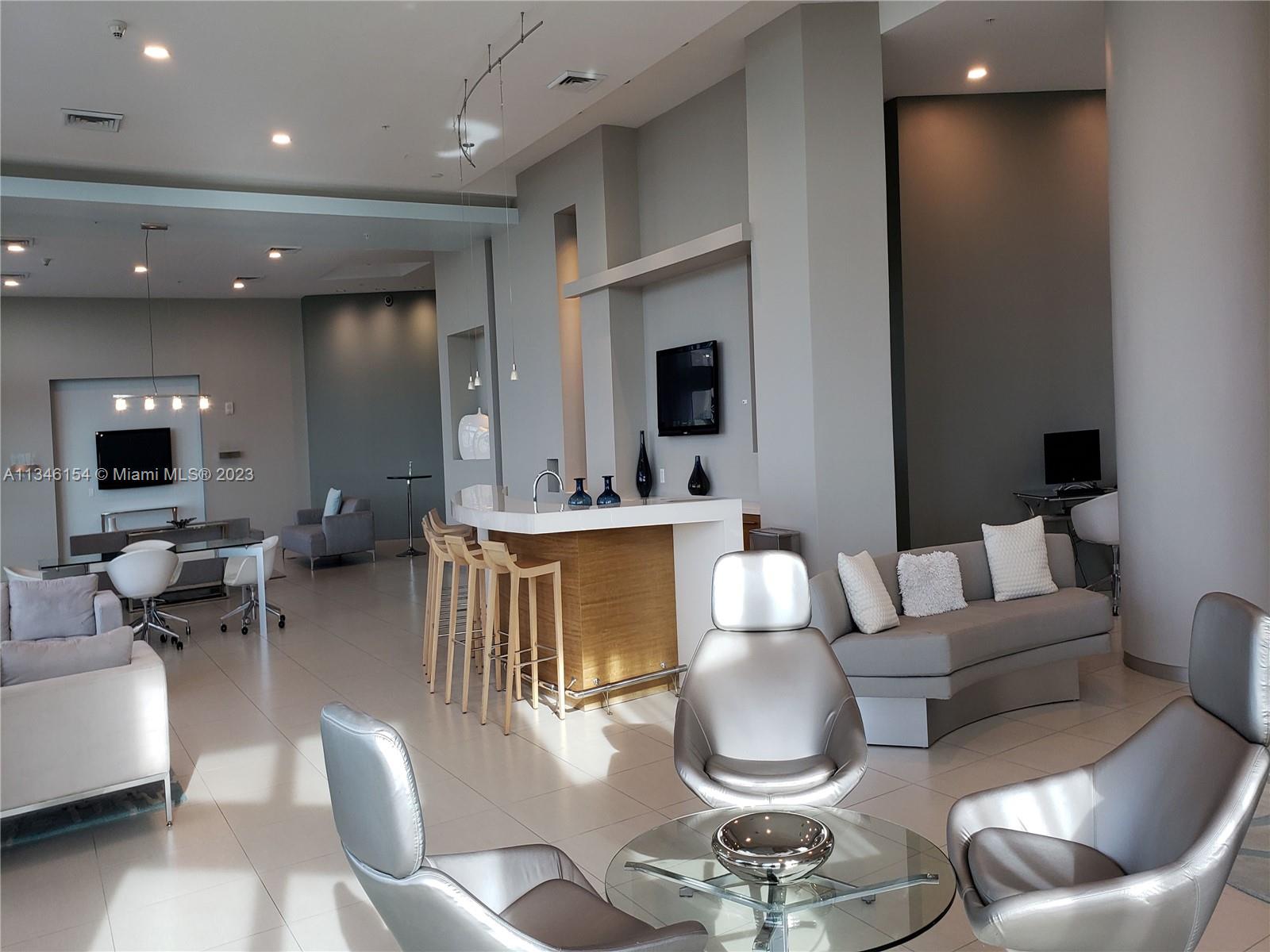 QUANTUM ON THE BAY CONDO - Residential Lease
