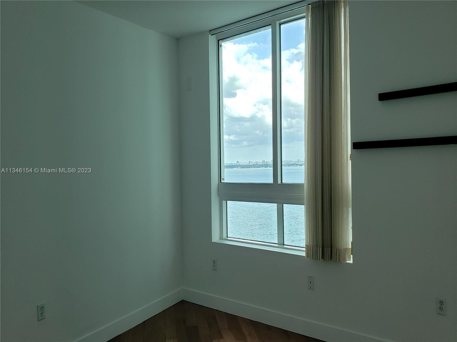 QUANTUM ON THE BAY CONDO - Residential Lease