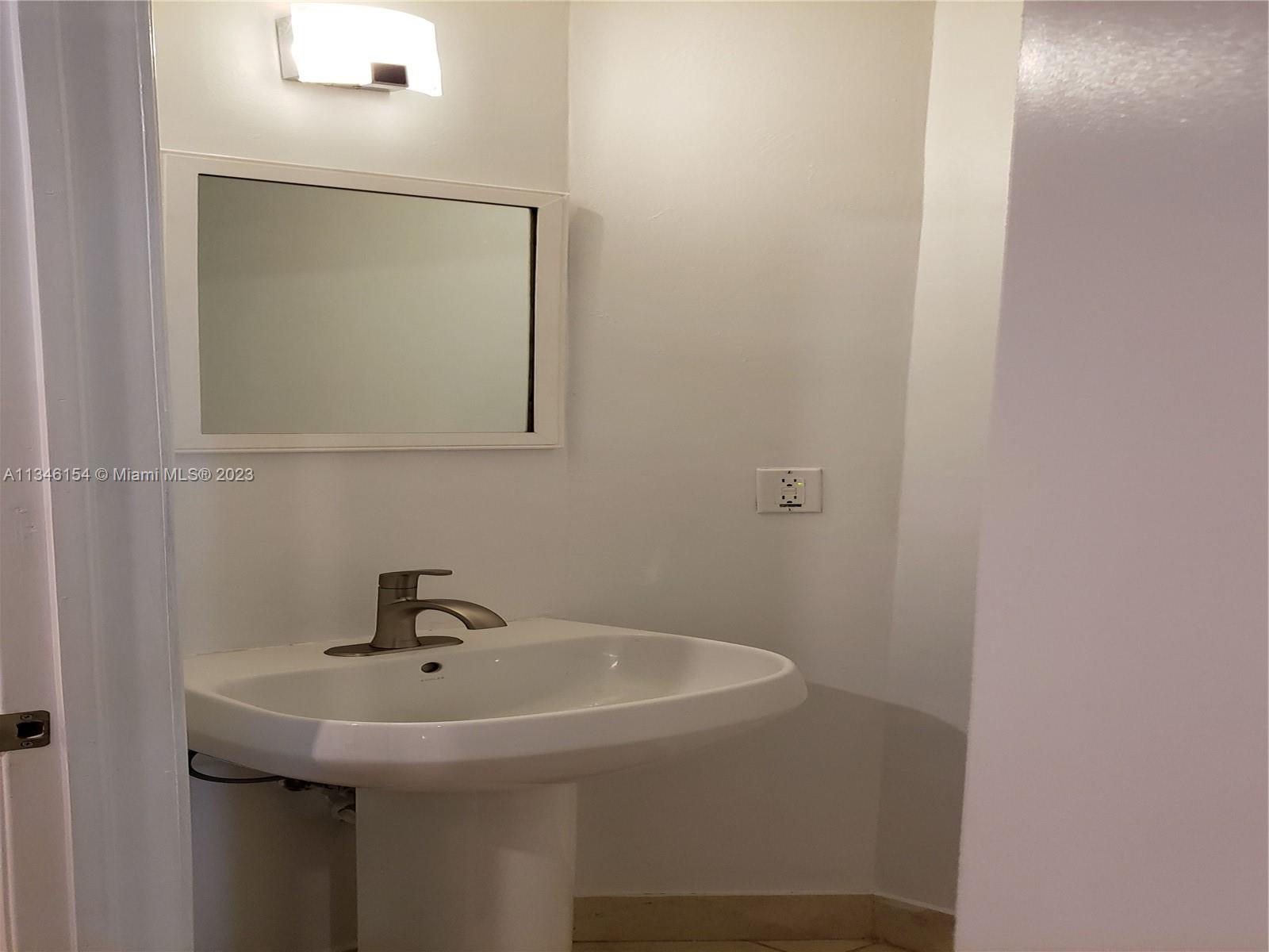 QUANTUM ON THE BAY CONDO - Residential Lease