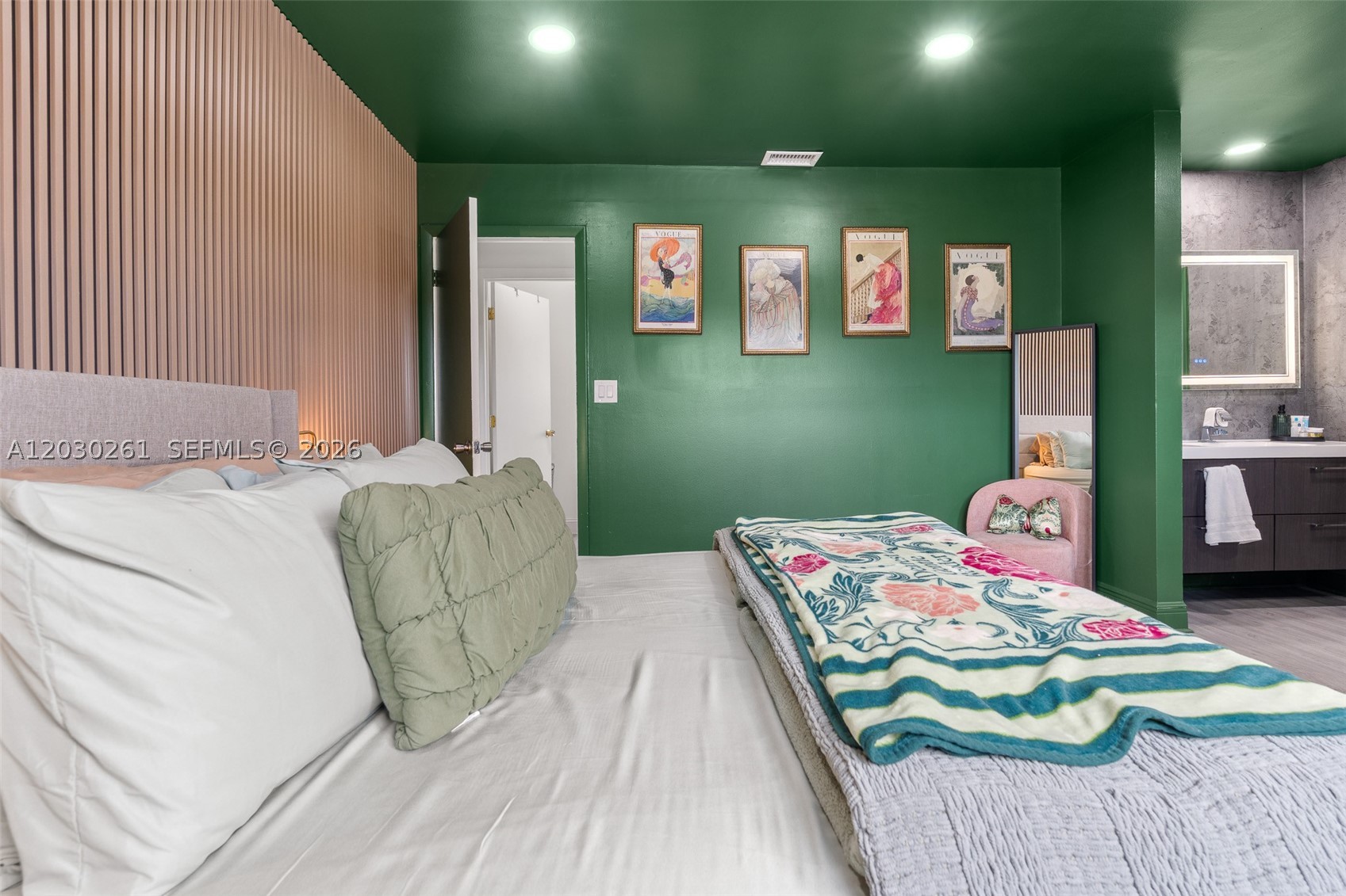 VILLA HOMES AT THE MOORS - Residential