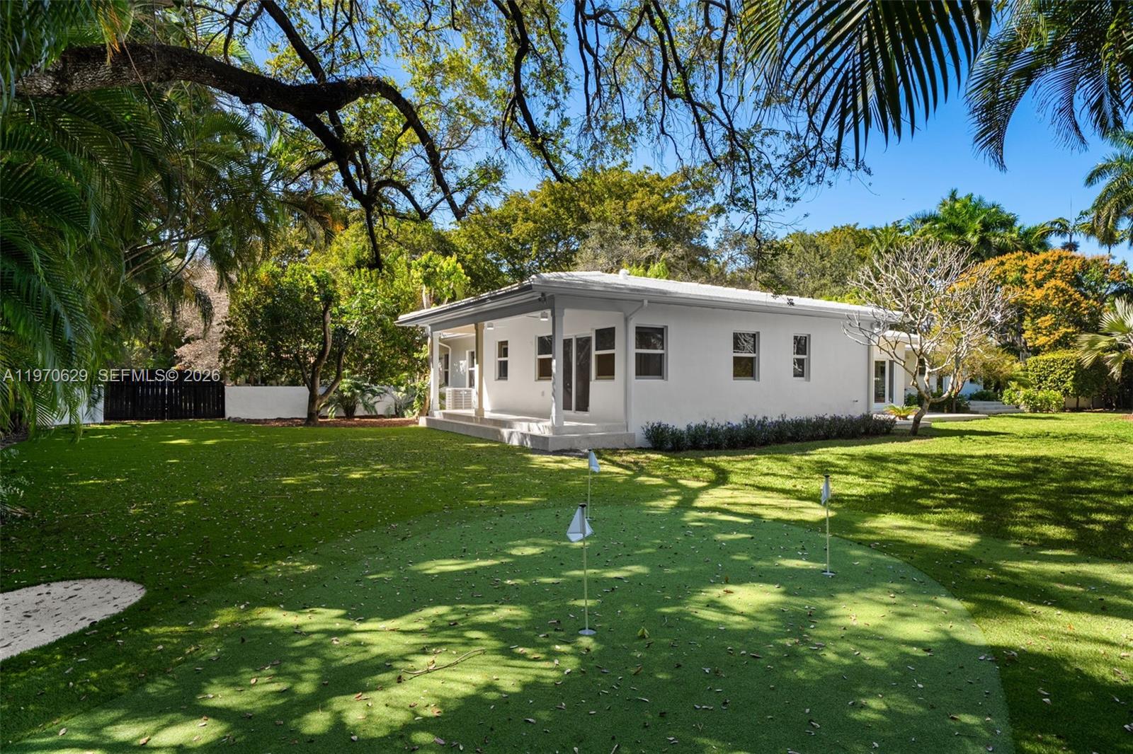 CORAL GABLES RIVIERA SEC - Residential