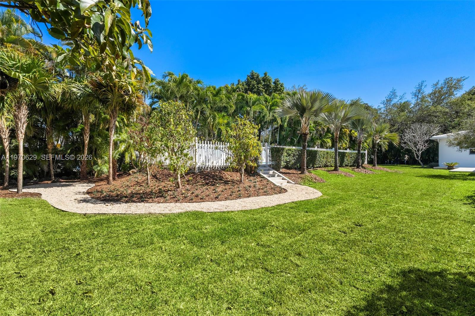 CORAL GABLES RIVIERA SEC - Residential