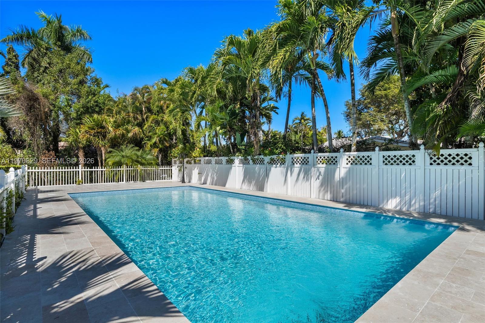 CORAL GABLES RIVIERA SEC - Residential