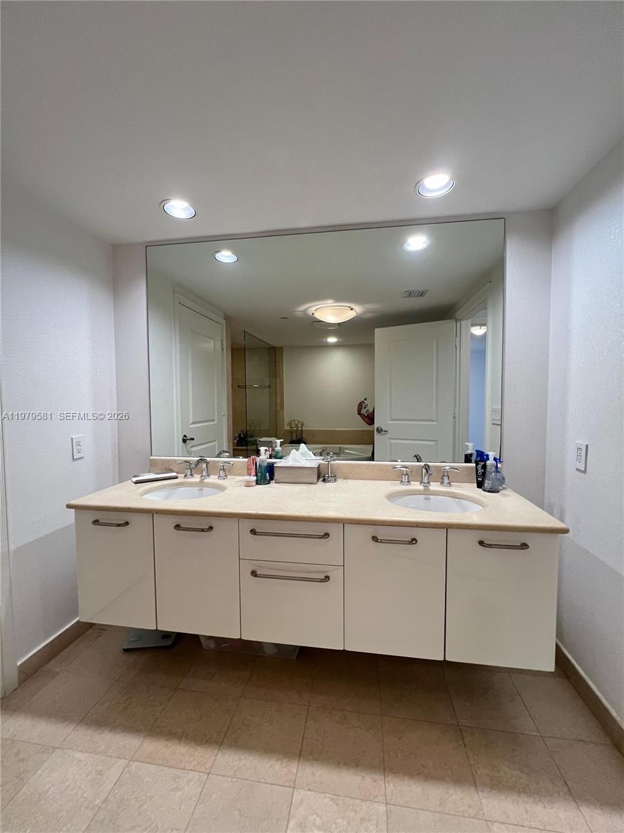 OCEAN PALMS CONDO - Residential