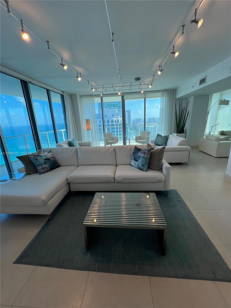 OCEAN PALMS CONDO - Residential