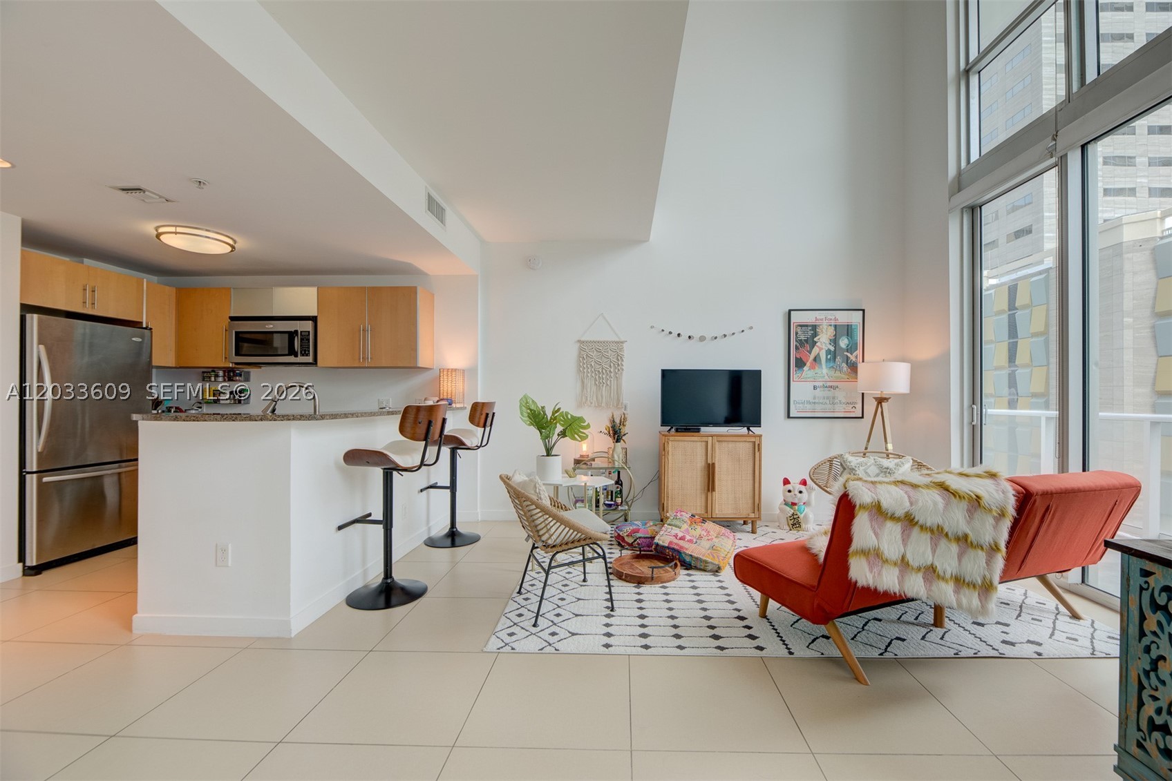 MET 1 CONDO - Residential Lease