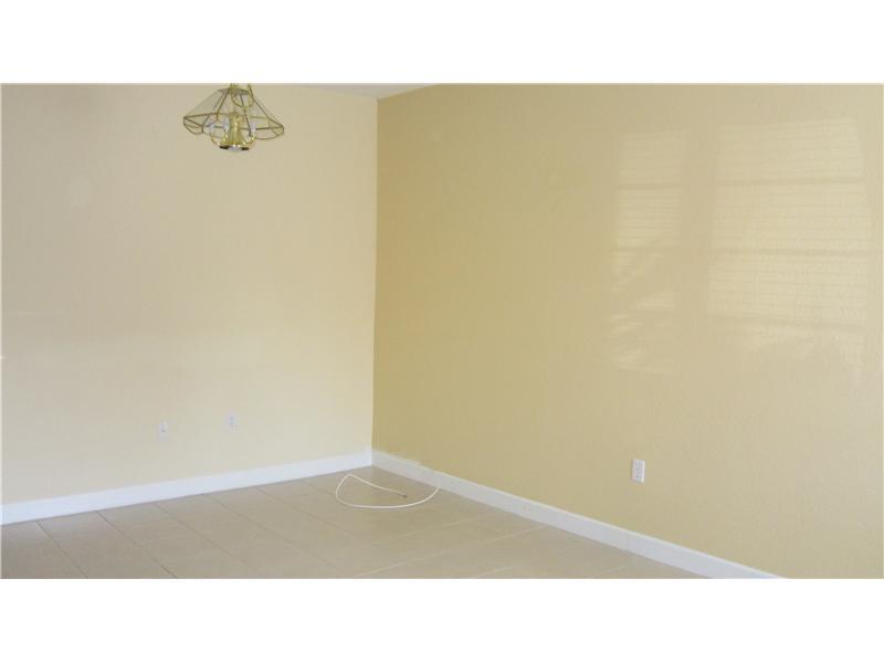 KENDALL GREENS CONDO - Residential Lease