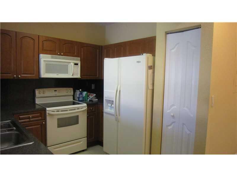 KENDALL GREENS CONDO - Residential Lease