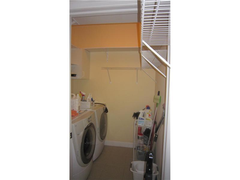 KENDALL GREENS CONDO - Residential Lease