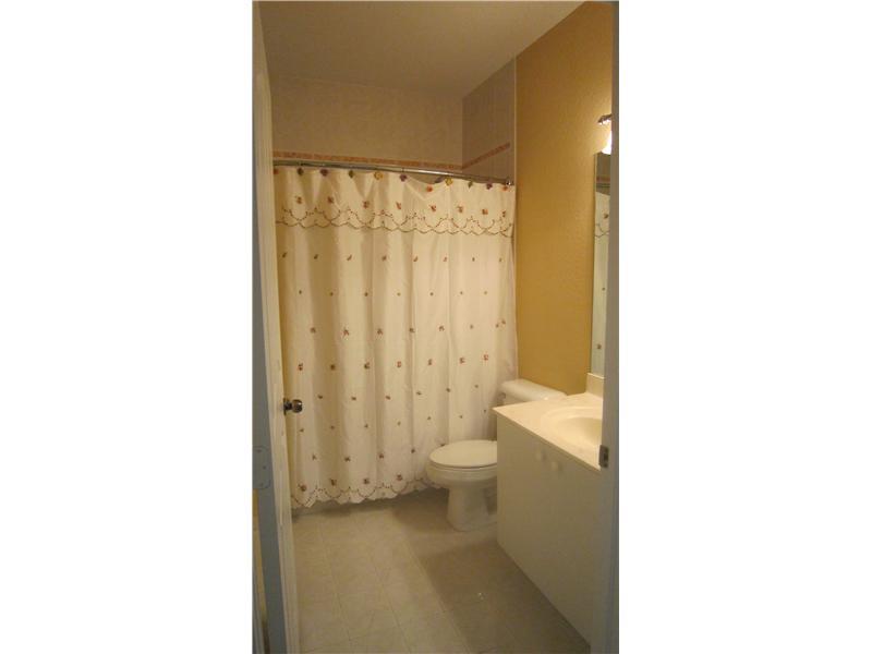 KENDALL GREENS CONDO - Residential Lease