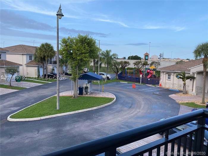 KENDALL VILLAGE TOWNVILLA - Residential Lease