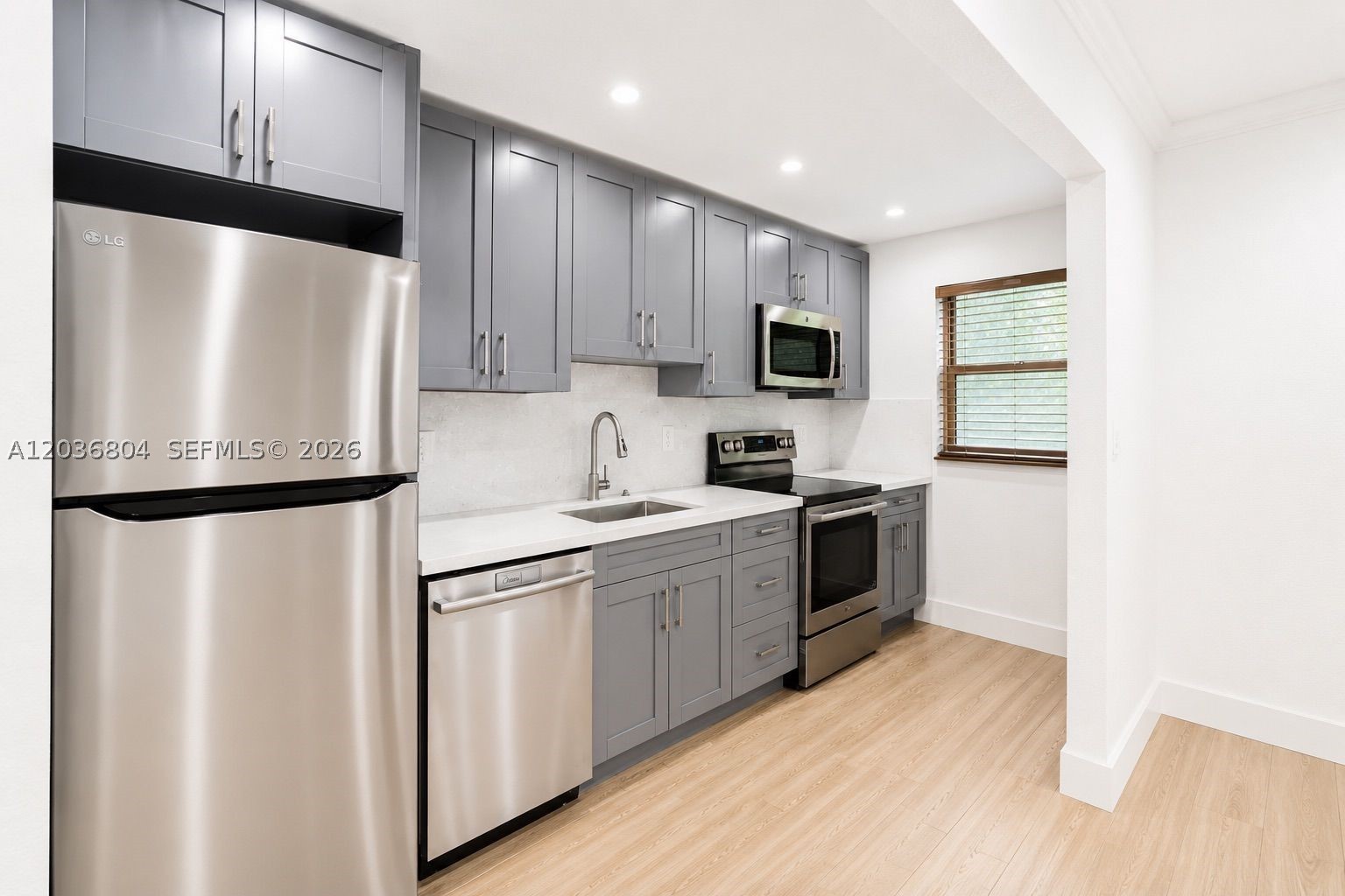 SUNSET POINT CONDO - Residential Lease