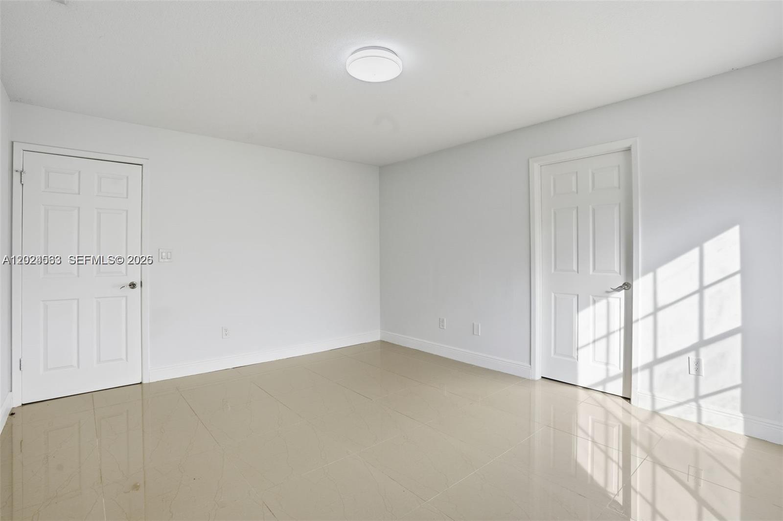 SOUTH WEST RANCHES - Residential