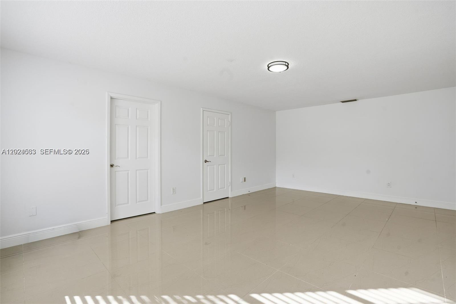 SOUTH WEST RANCHES - Residential