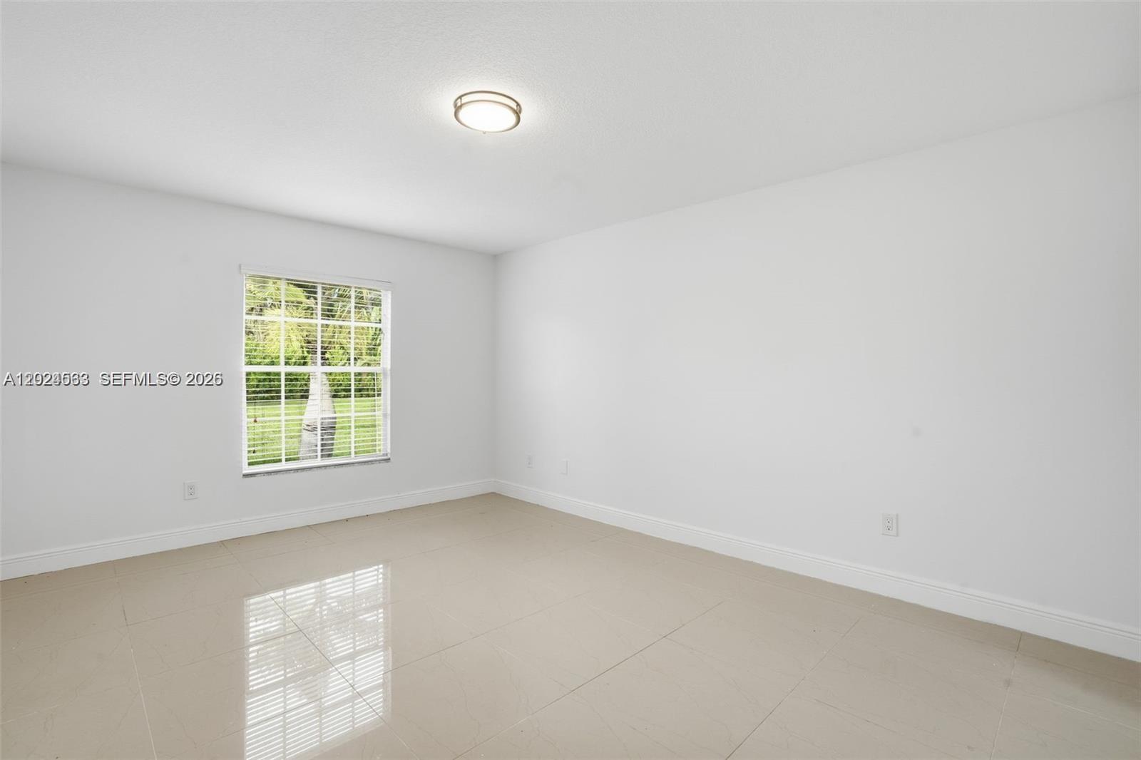 SOUTH WEST RANCHES - Residential