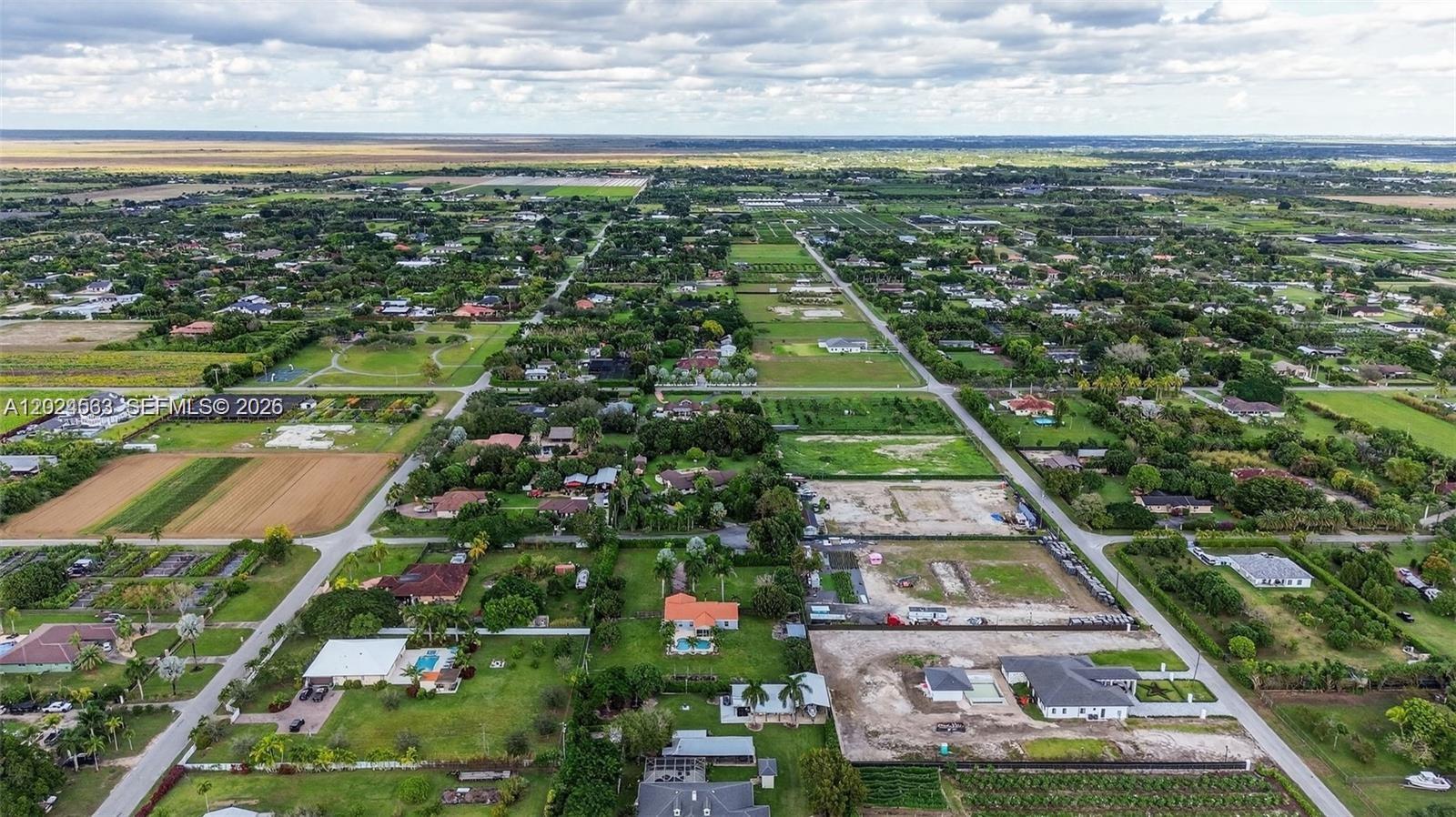 SOUTH WEST RANCHES - Residential