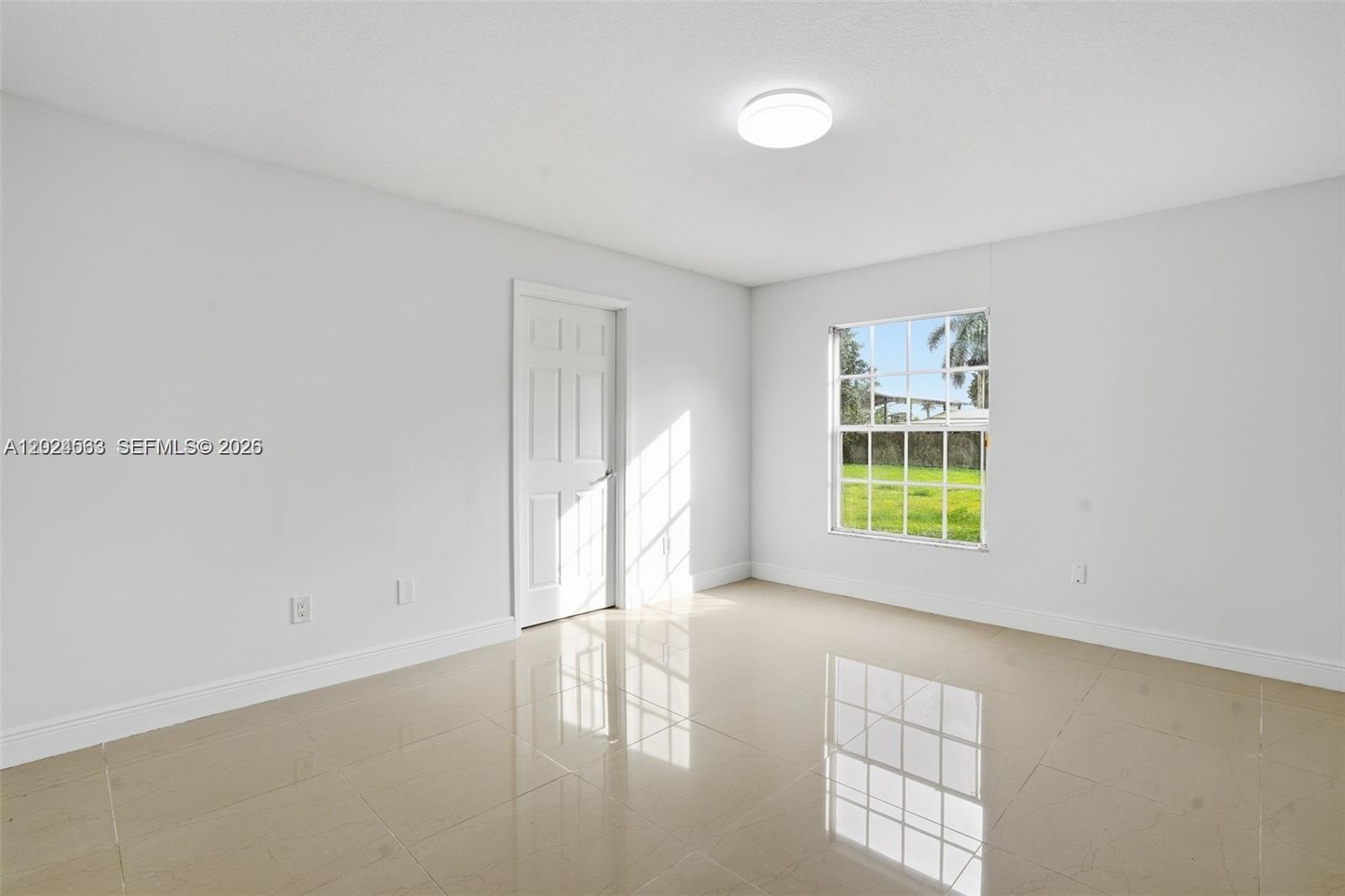 SOUTH WEST RANCHES - Residential