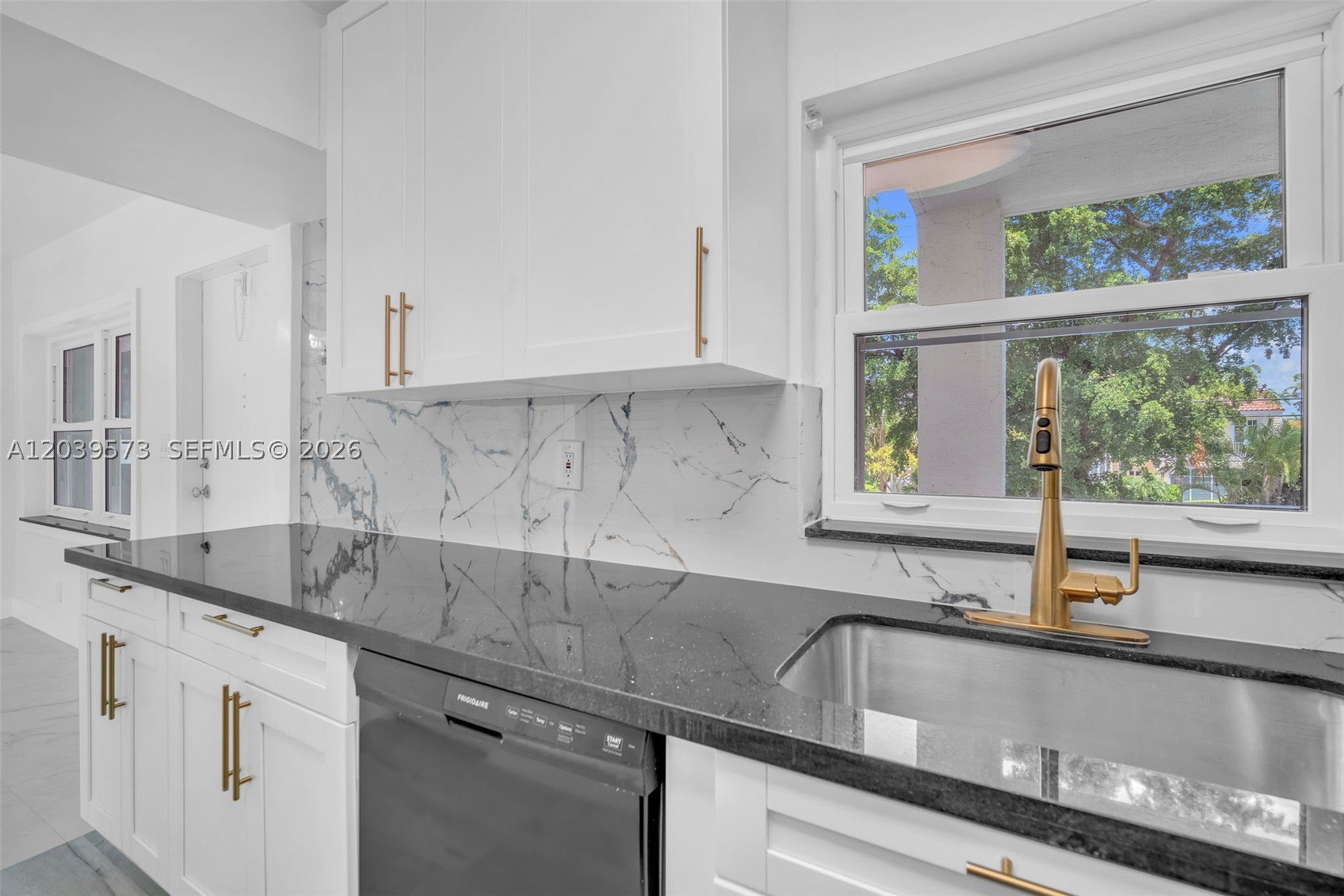 GABLE ARMS CONDO - Residential