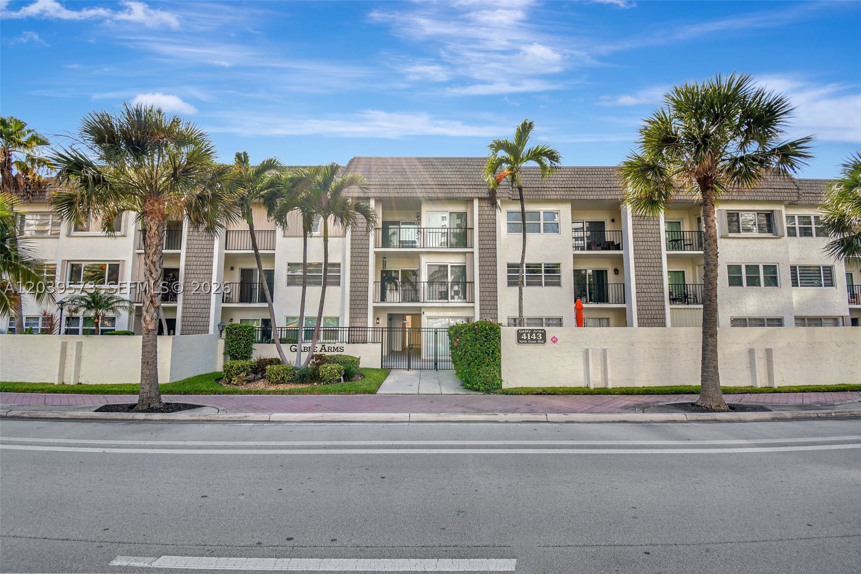 GABLE ARMS CONDO - Residential